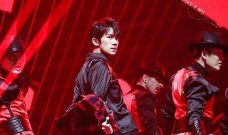 一个人跳舞 一个人跳舞